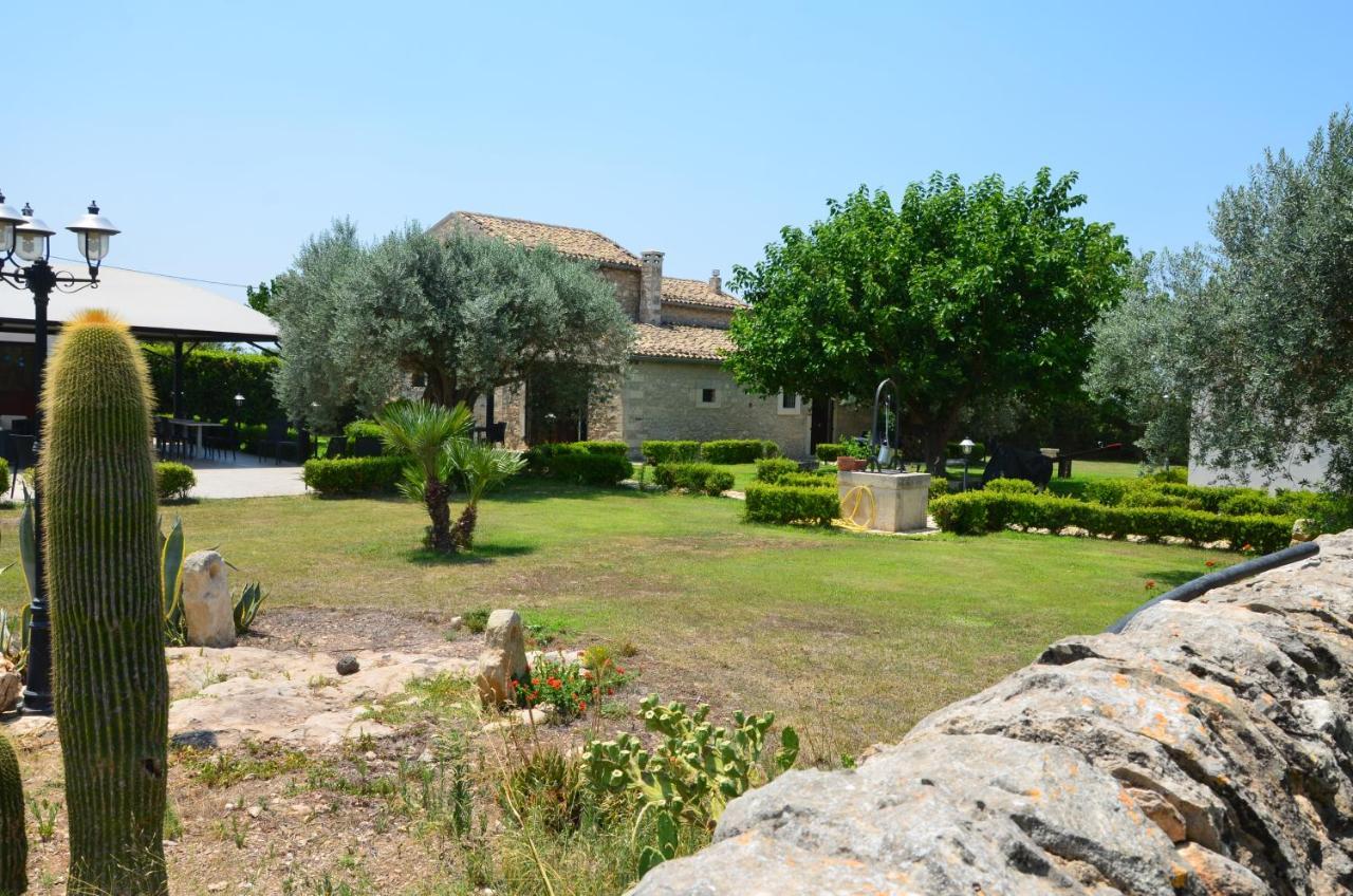Serravalle Relais & Country Villa With Private Pool - Esclusive Use Chiaramonte Gulfi Dış mekan fotoğraf